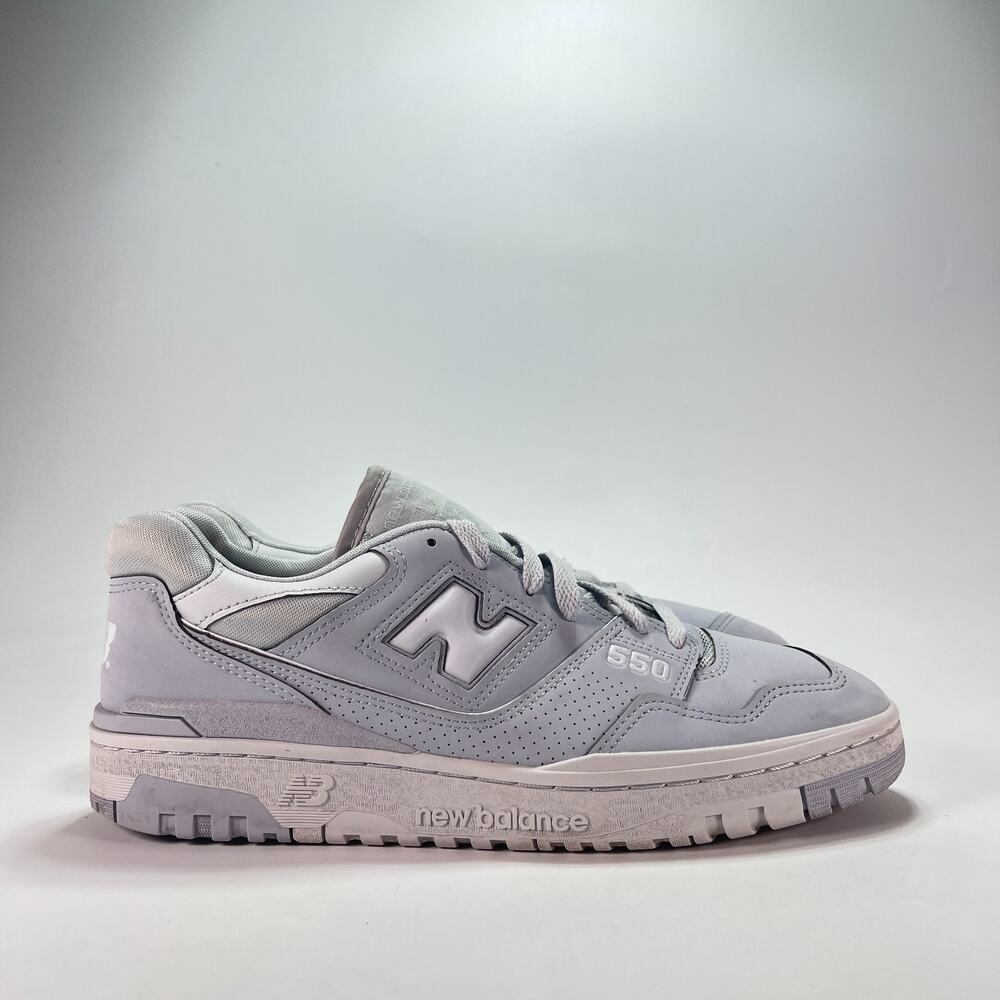 New Balance 550 Light Grey Low Top Retro Casual Sneakers BB550HSB Mens Size 10.5